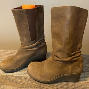 Keen ankle/below the knee boots